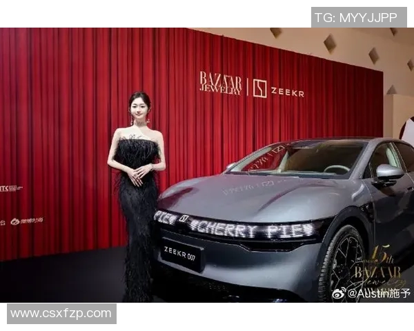 戛纳红毯星光熠熠足球明星齐聚展现魅力风采 戛纳红毯星光熠熠足球明星齐聚展现魅力风采