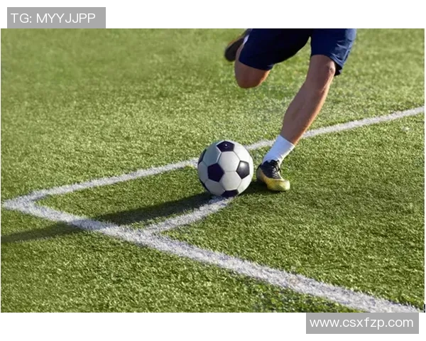 足球明星抱枕热潮来袭让你的家居生活充满运动气息与时尚魅力